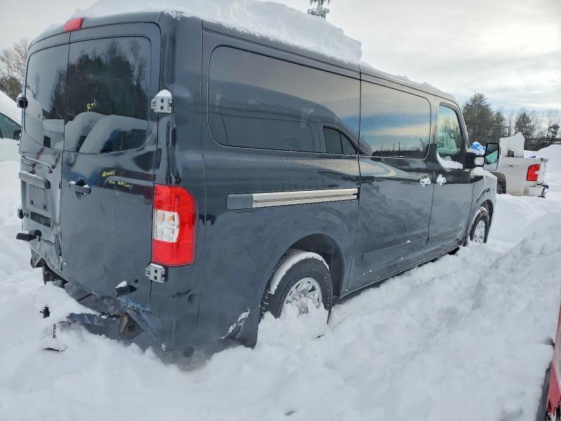 2016 Nissan Nv 3500 s