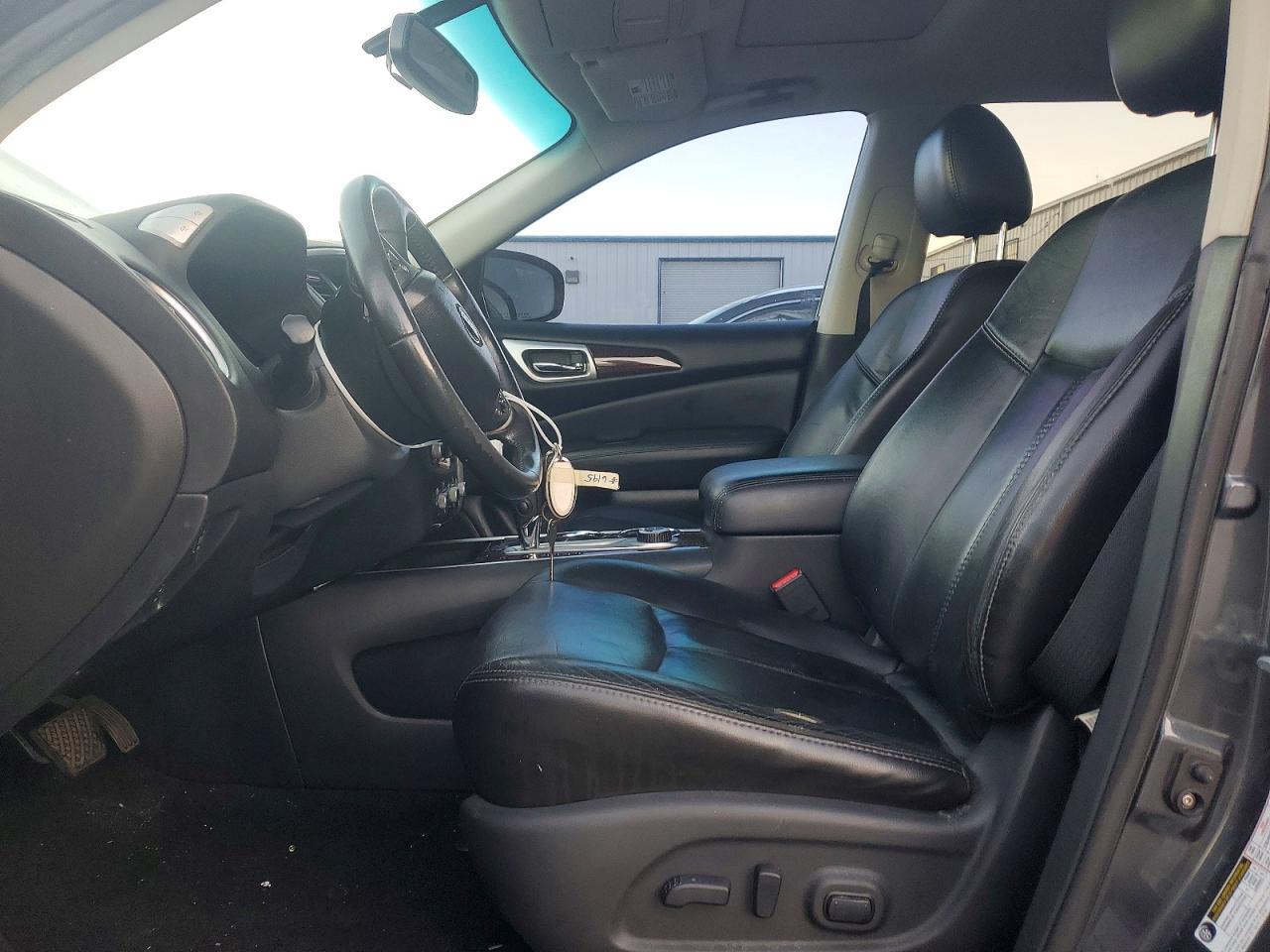 2014 Nissan Pathfinder s