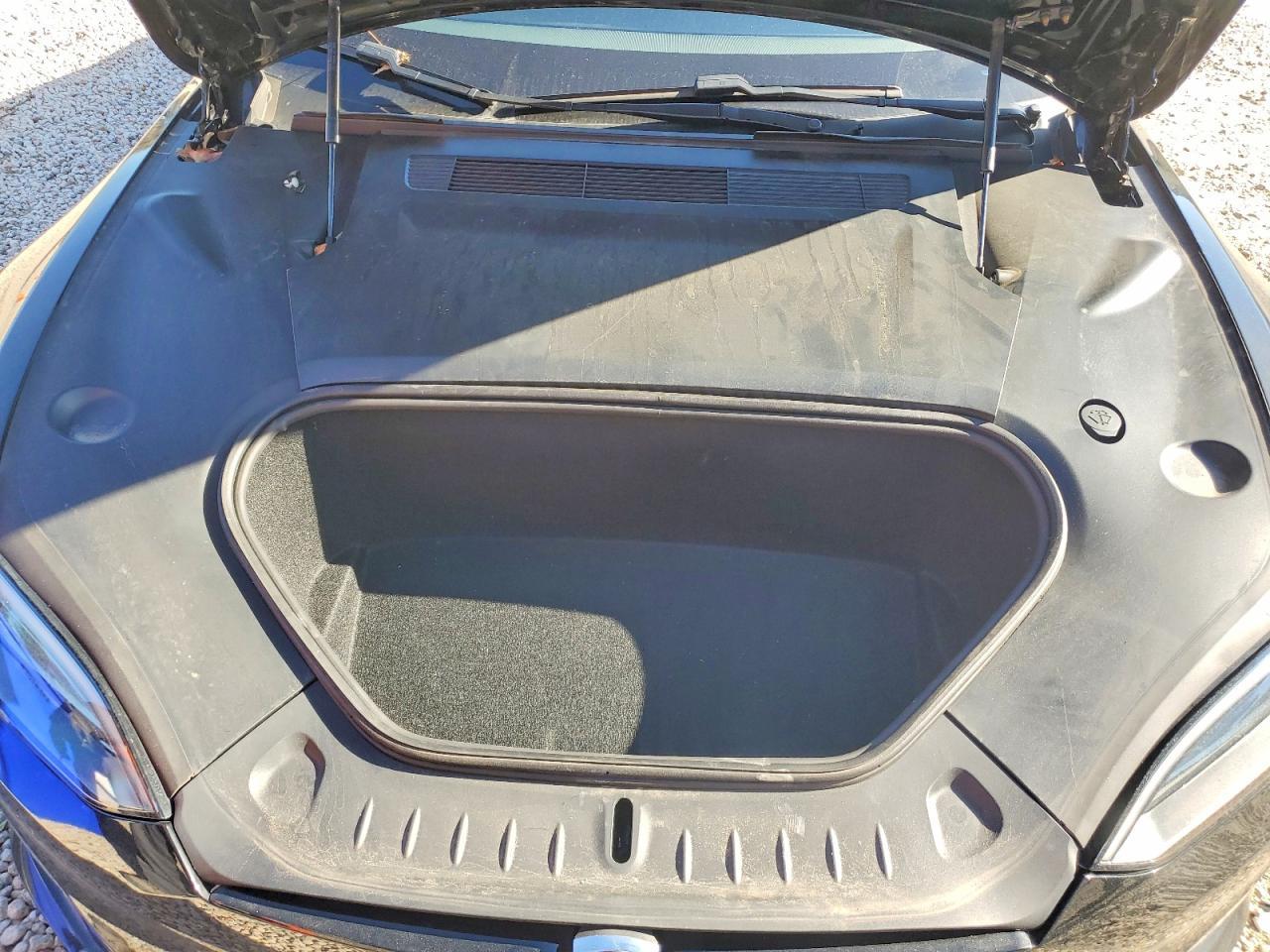 2022 Tesla Model s