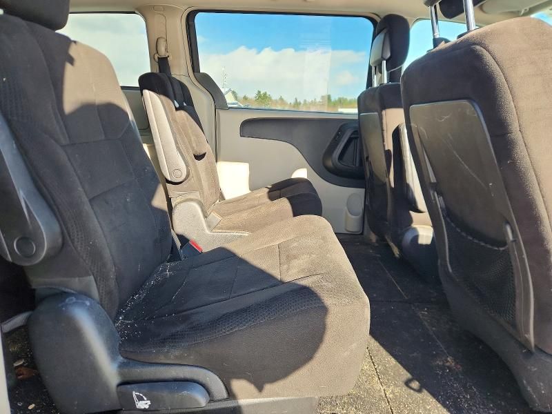 2012 Chrysler Town & Country Touring