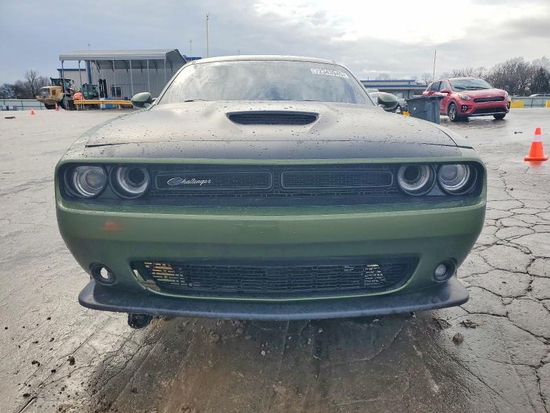 2021 Dodge Challenger r
