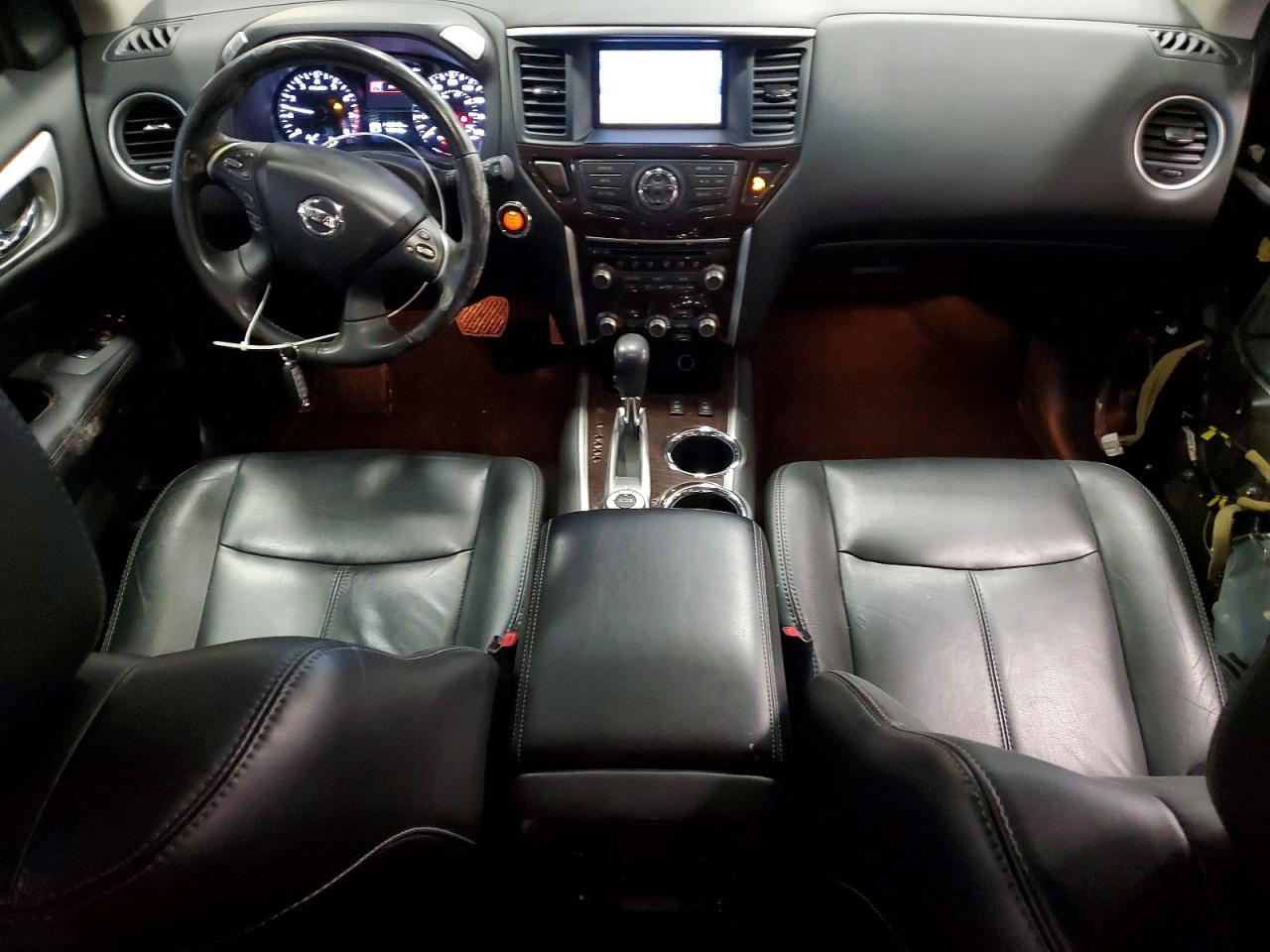 2014 Nissan Pathfinder s