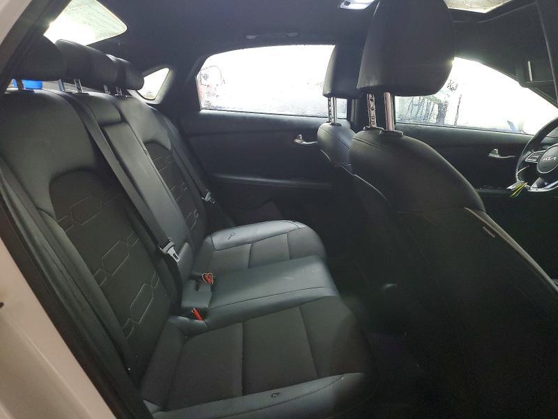 2023 KIA Forte gt Line