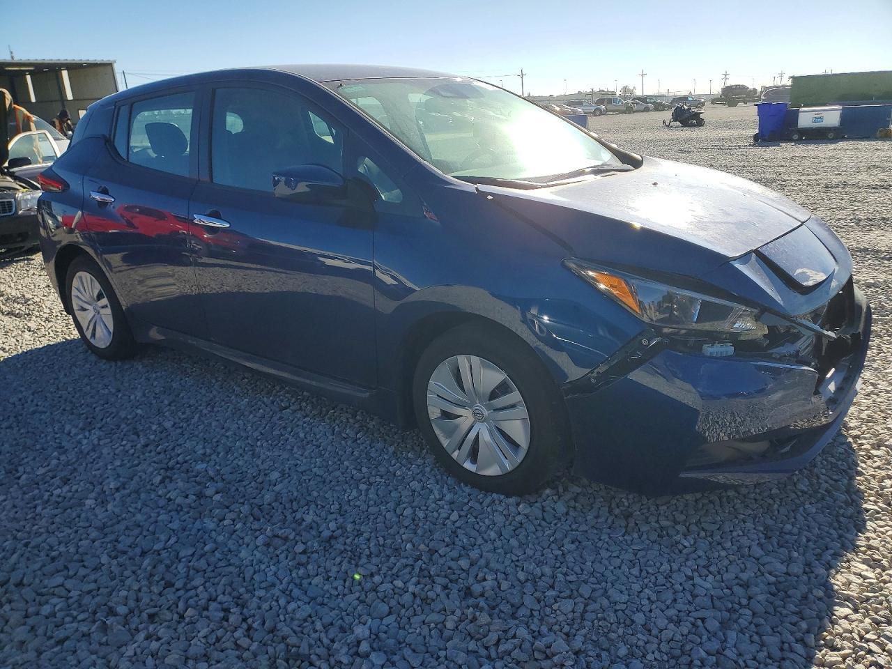 2024 Nissan Leaf s