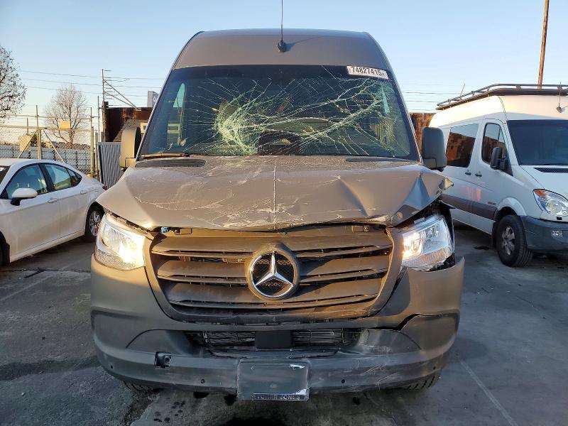 2025 Mercedes-Benz 2025 Mercedes Benz Sprinter 2500 Delivery van