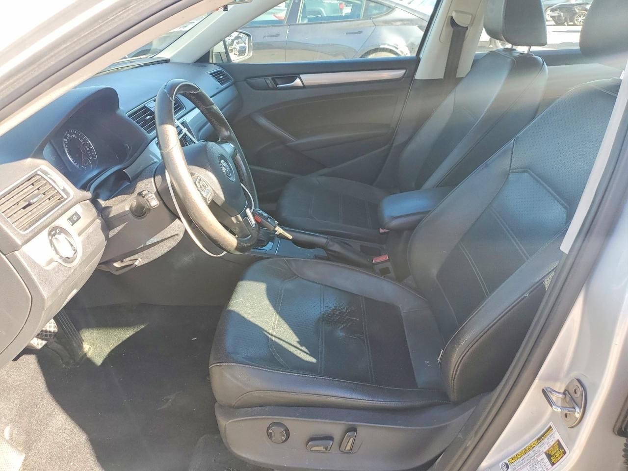 2015 Volkswagen Passat s