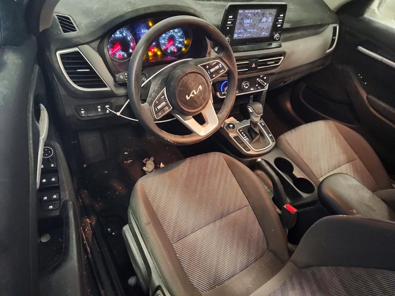 2023 KIA Seltos lx