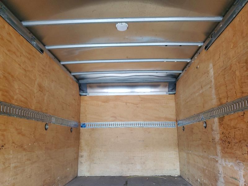 2015 Isuzu NPR HD BOX Truck