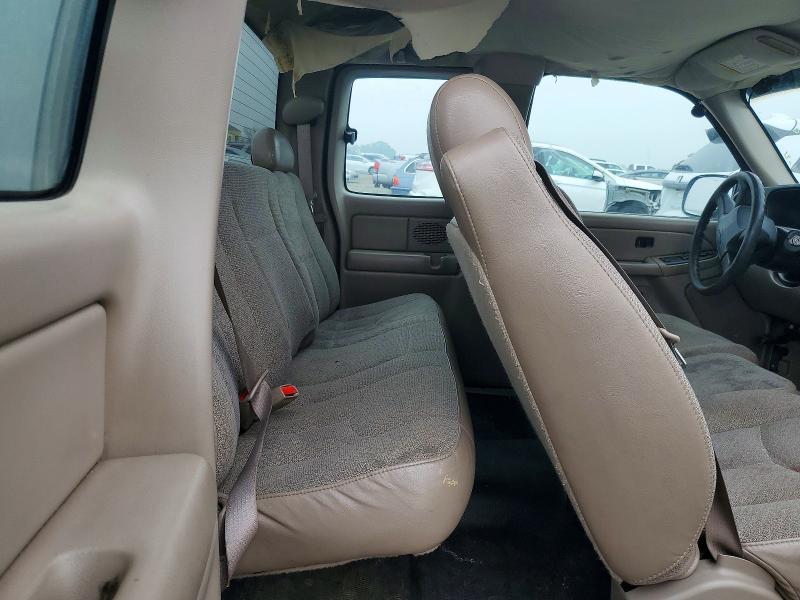 2004 Chevrolet Silverado C1500