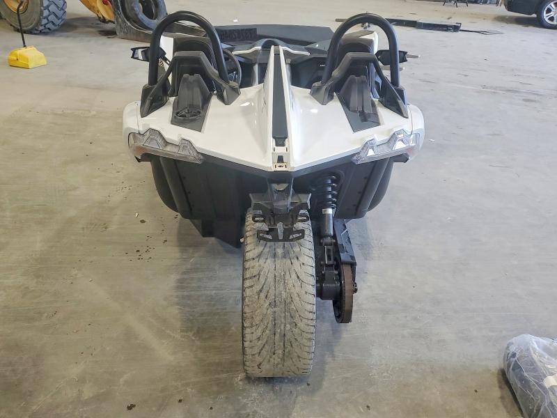 2021 Polaris 2021 Pols Slingshot s