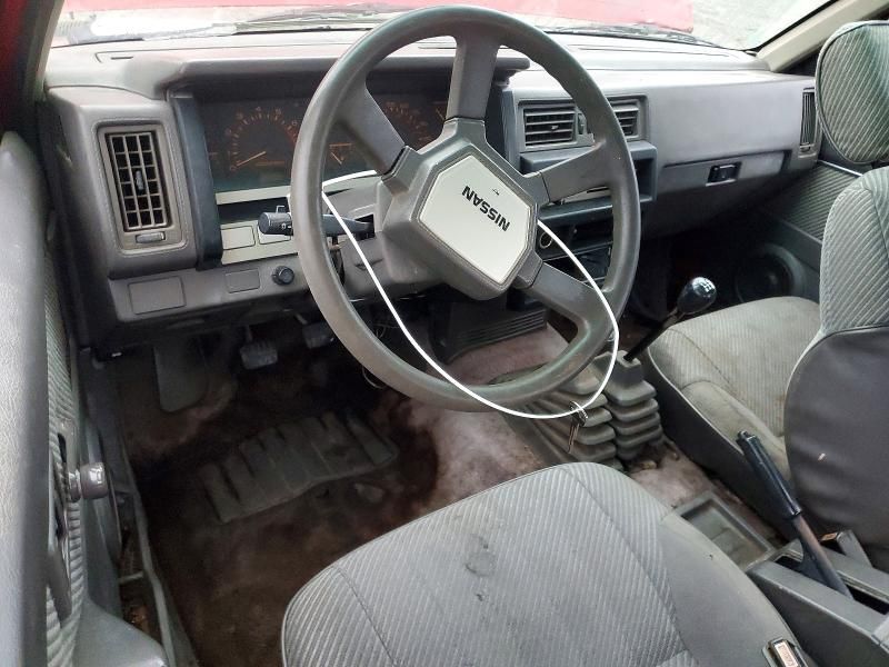 1986 Nissan D21 King cab