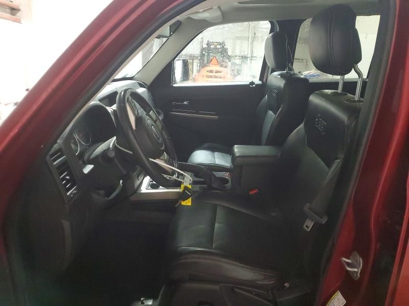 2012 Jeep Liberty jet