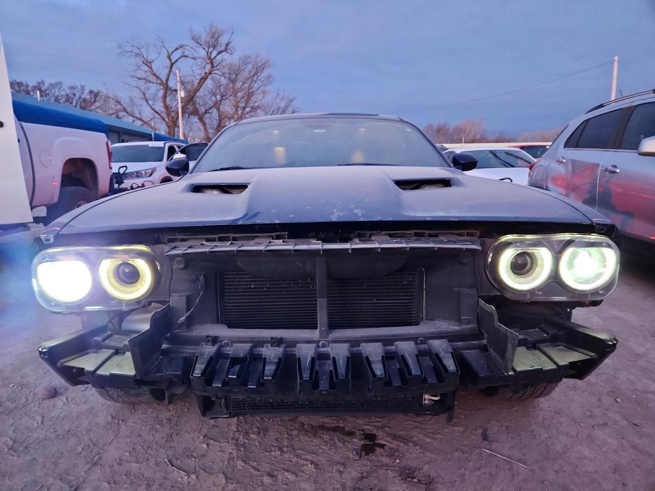 2016 Dodge Challenger sxt