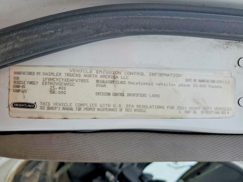 2014 Freightliner Business Class M2 Flatbed Truck