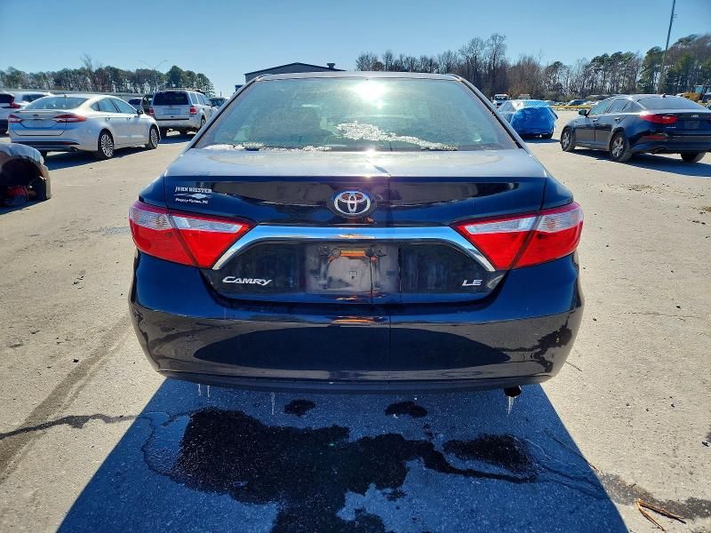 2016 Toyota Camry le