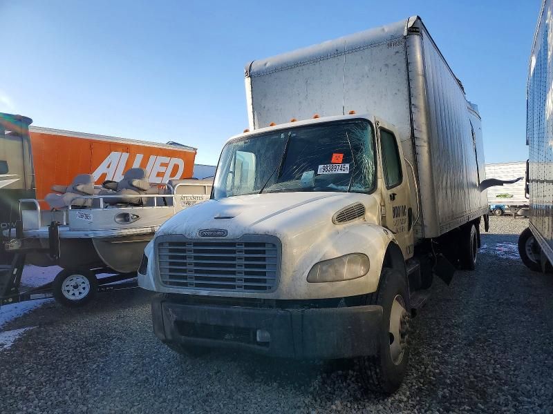 2020 Freightliner M2 106 Med-box Truck