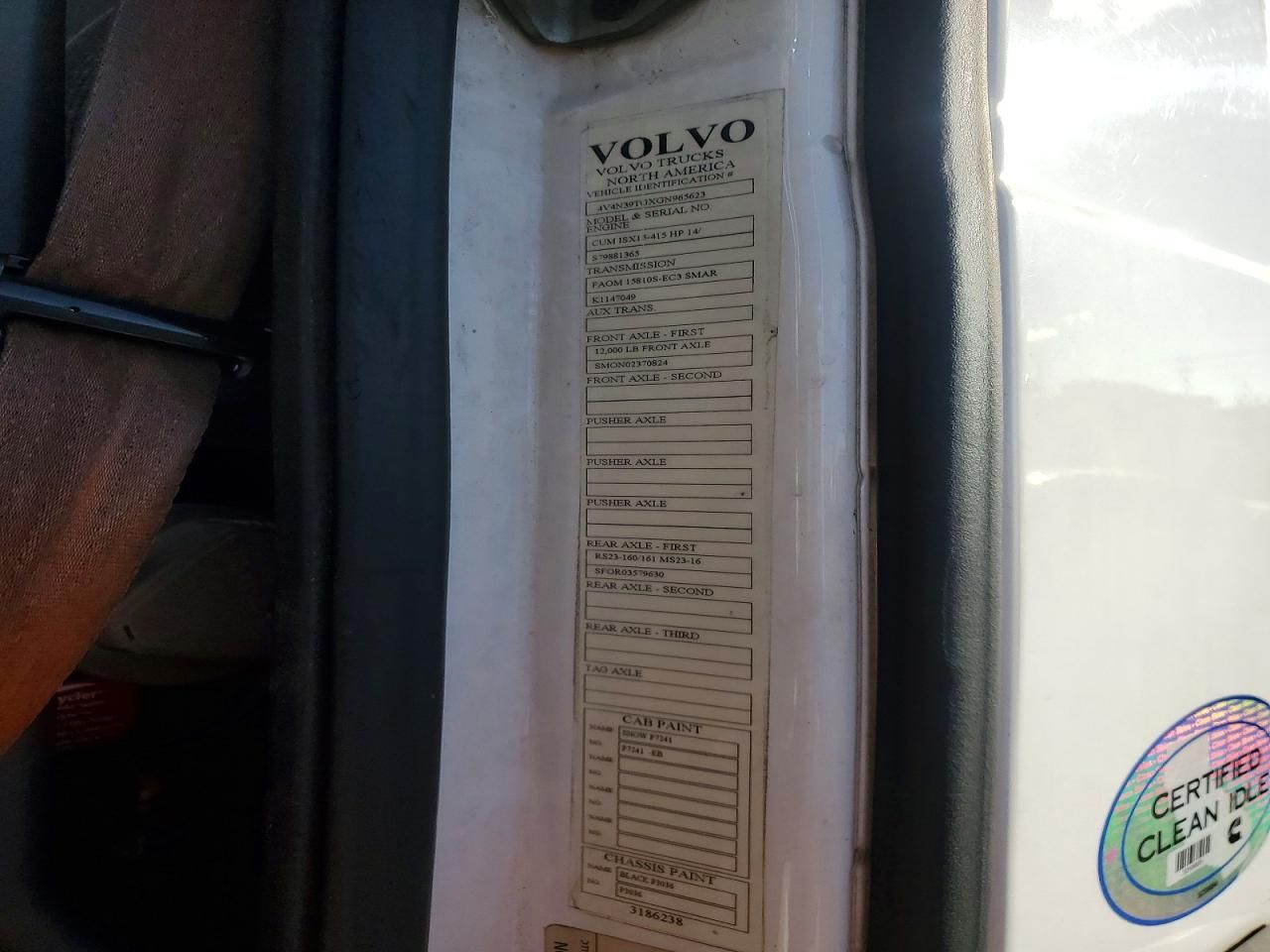 2016 Volvo VNL Semi Truck