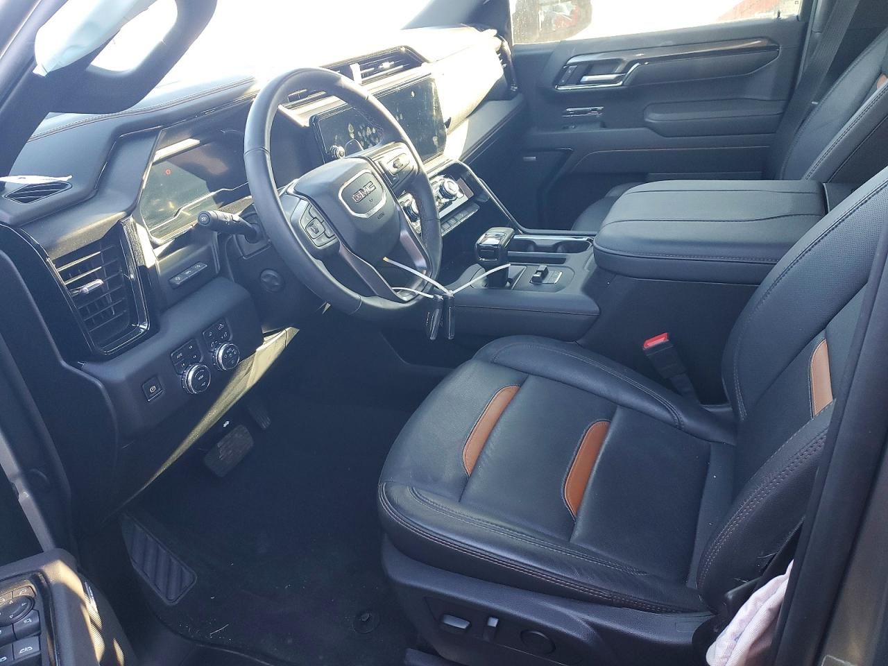 2025 GMC Sierra K1500 AT4