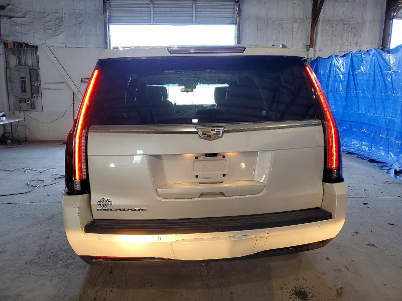 2017 Cadillac Escalade Platinum