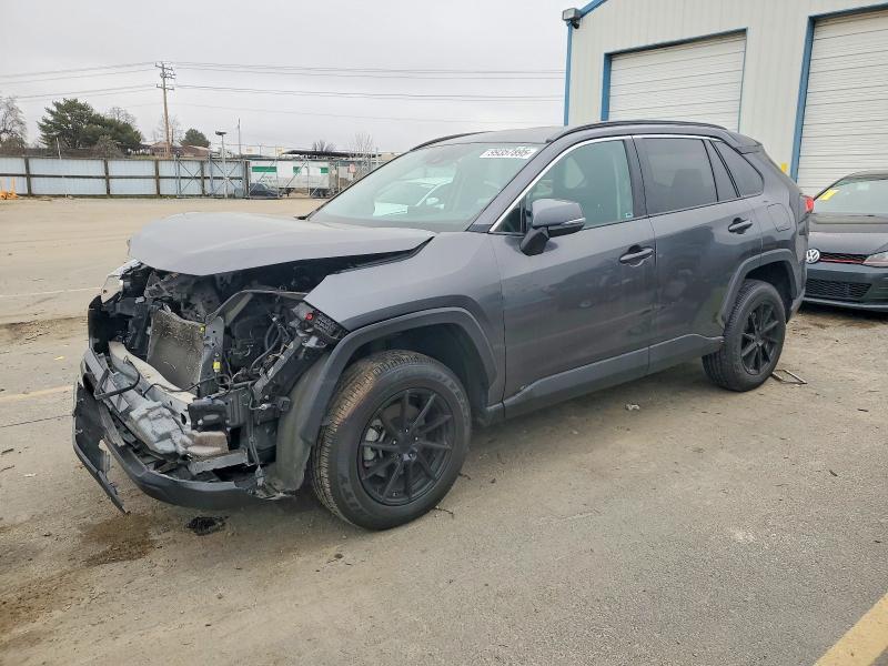 2021 Toyota Rav4 le