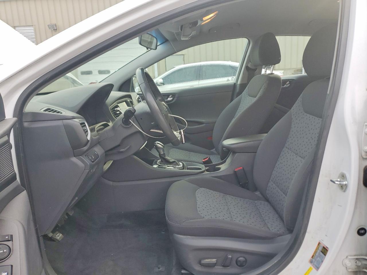 2017 Hyundai Ioniq sel