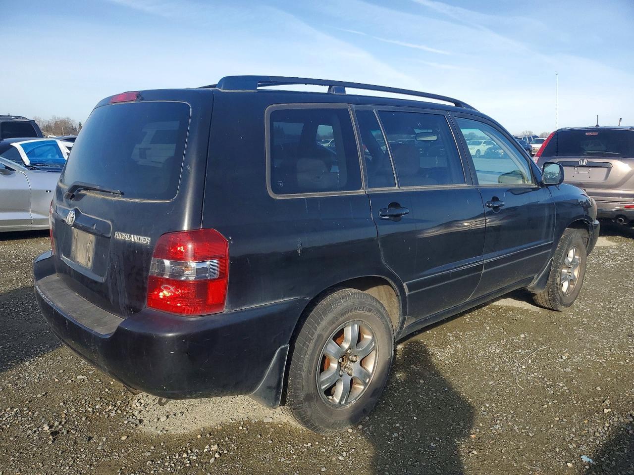 2004 Toyota Highlander Base