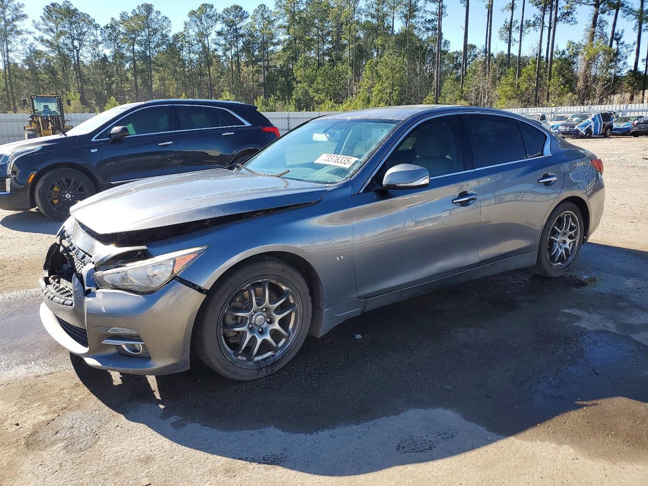 2015 Infinity Q50