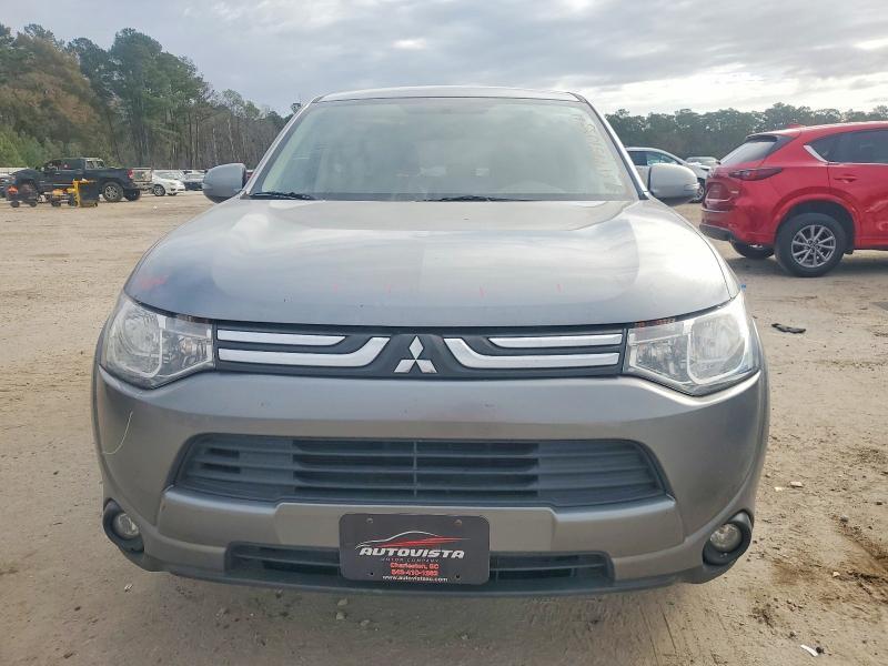 2014 Mitsubishi Outlander se