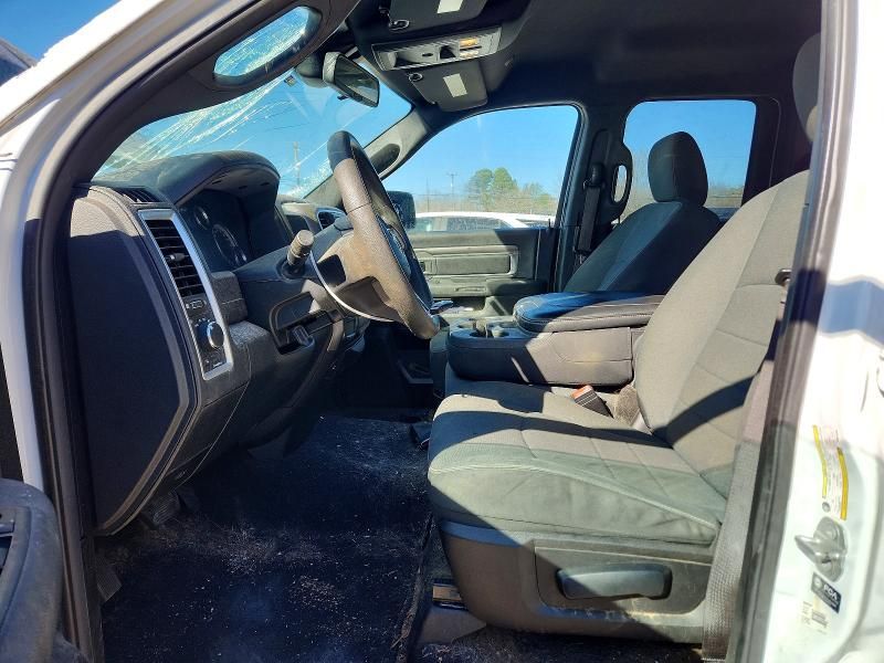 2021 Dodge Ram 1500 Classic slt