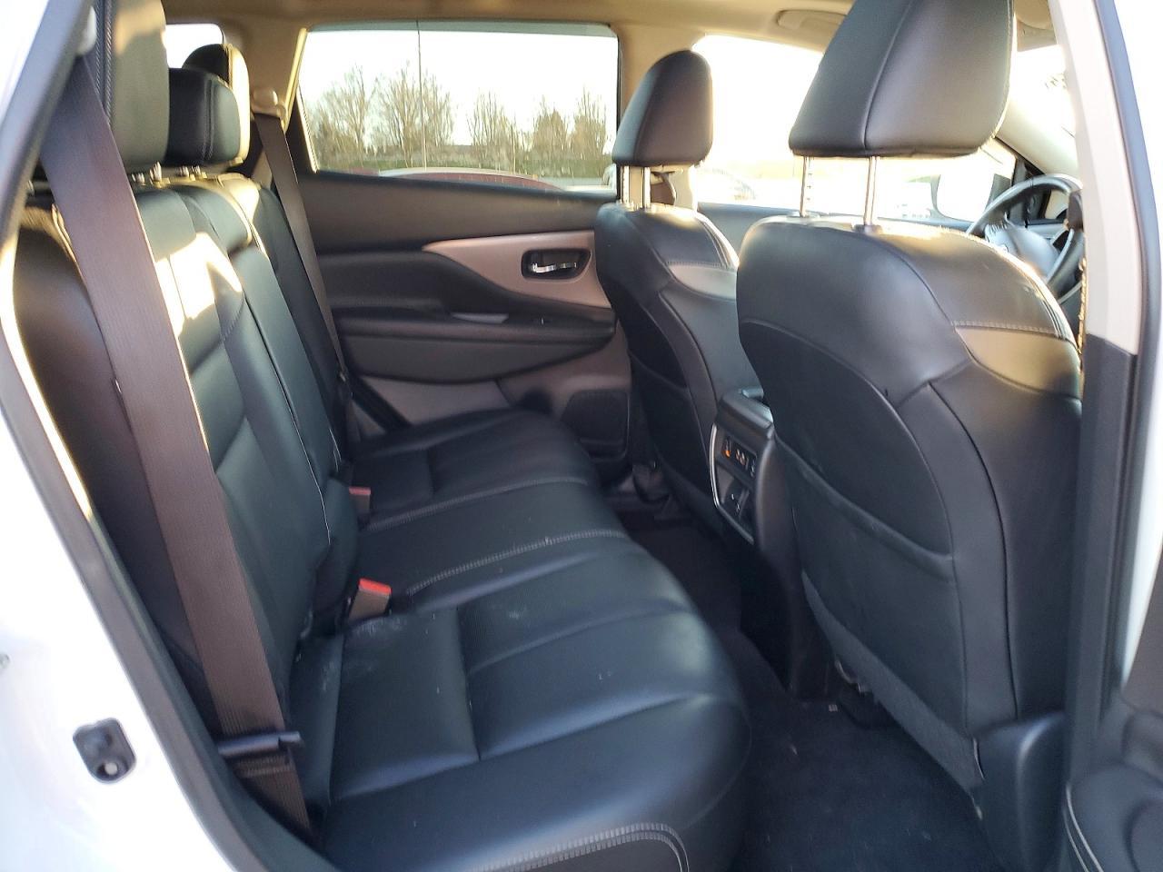 2019 Nissan Murano s