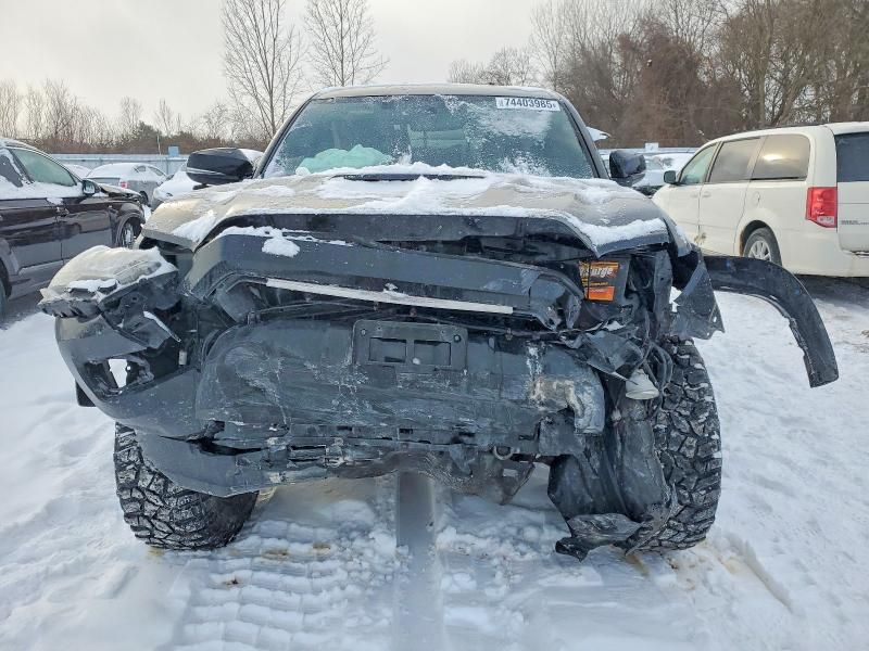 2017 Toyota Tacoma Double cab