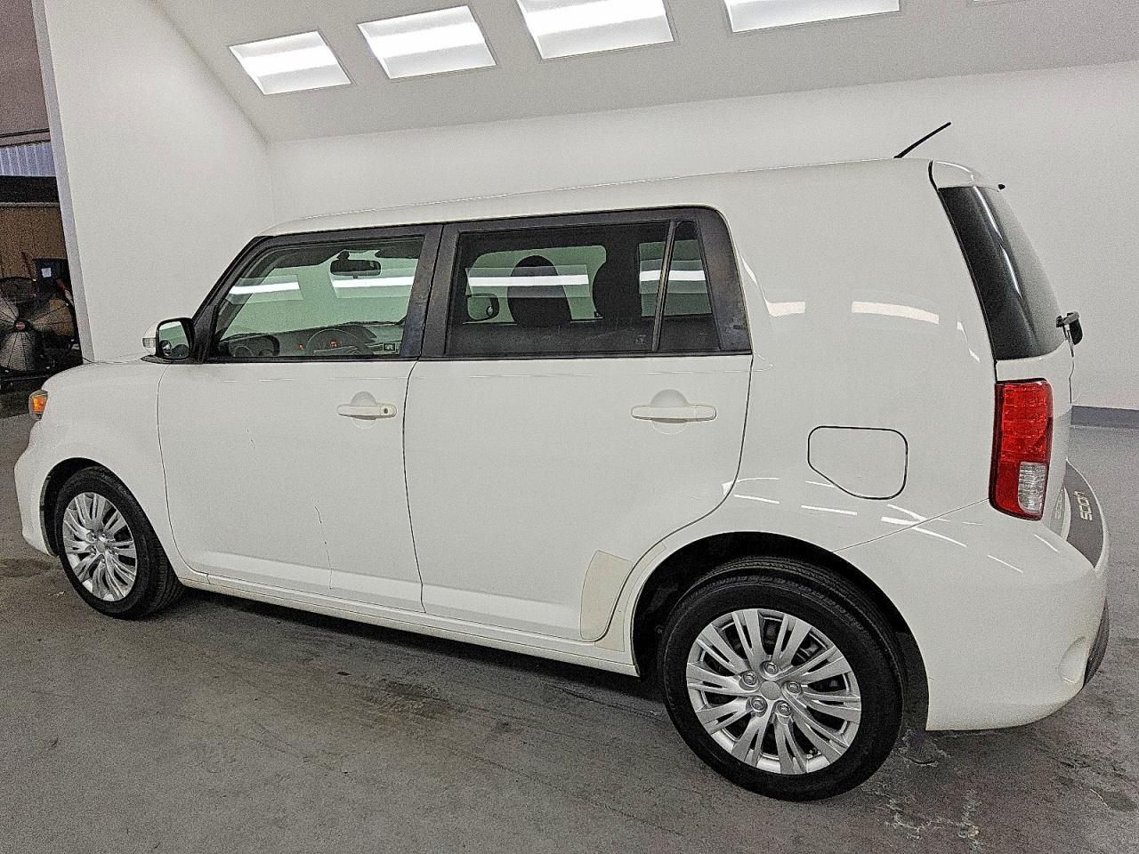 2015 Scion XB