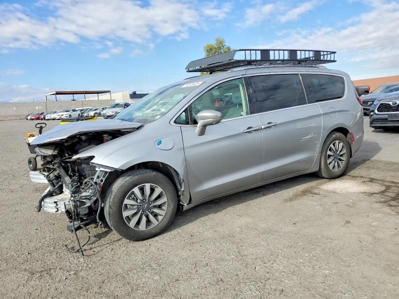 2021 Chrysler Pacifica Hybrid Touring l