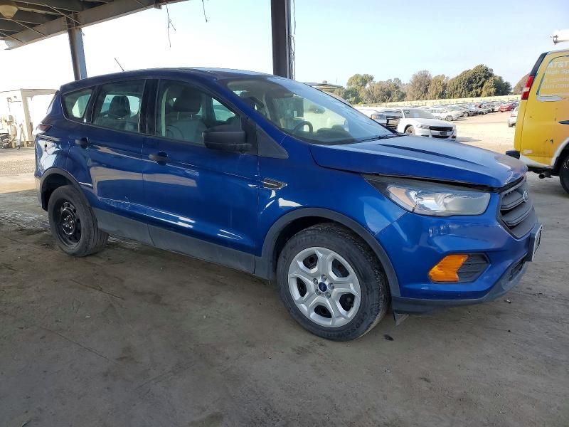 2018 Ford Escape s
