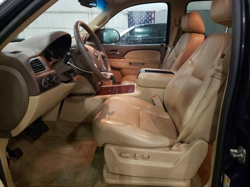 2014 Chevrolet Suburban K1500 ltz