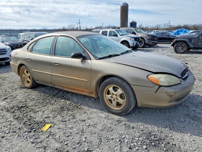 2004 Ford Taurus se