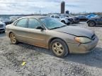 2004 Ford Taurus se