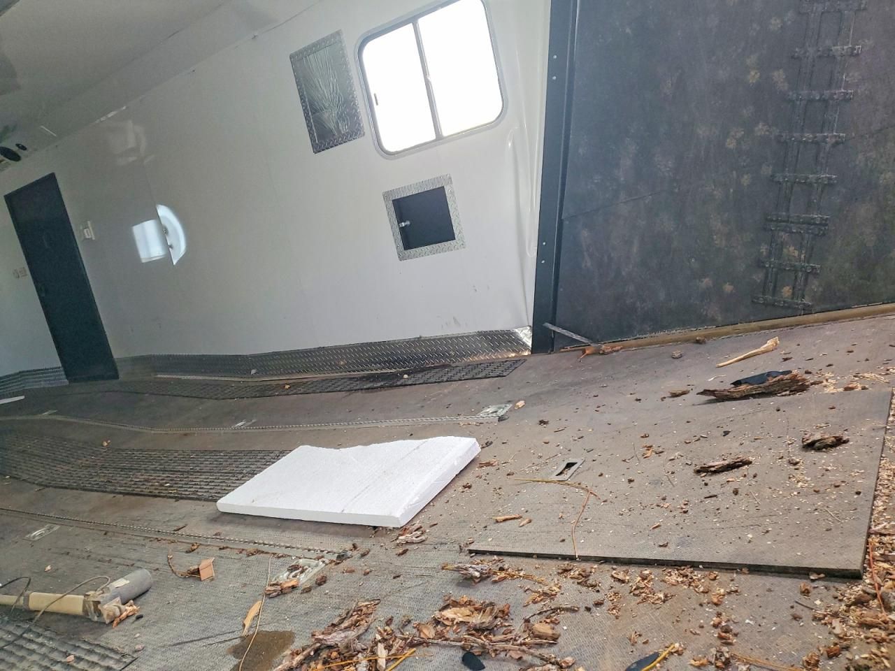 2019 Unknown 2019 Trail West Enclosed Cargo Trailer