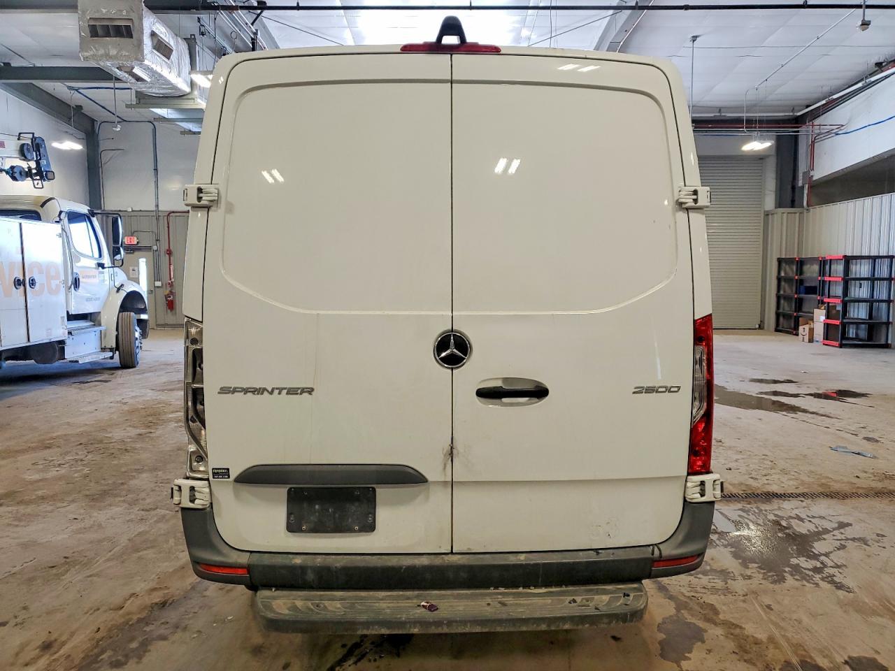 2021 Mercedes-Benz Sprinter 2500
