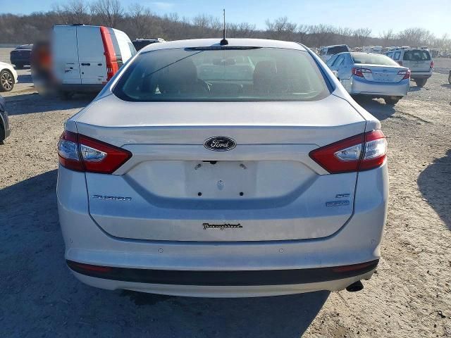 2016 Ford Fusion se