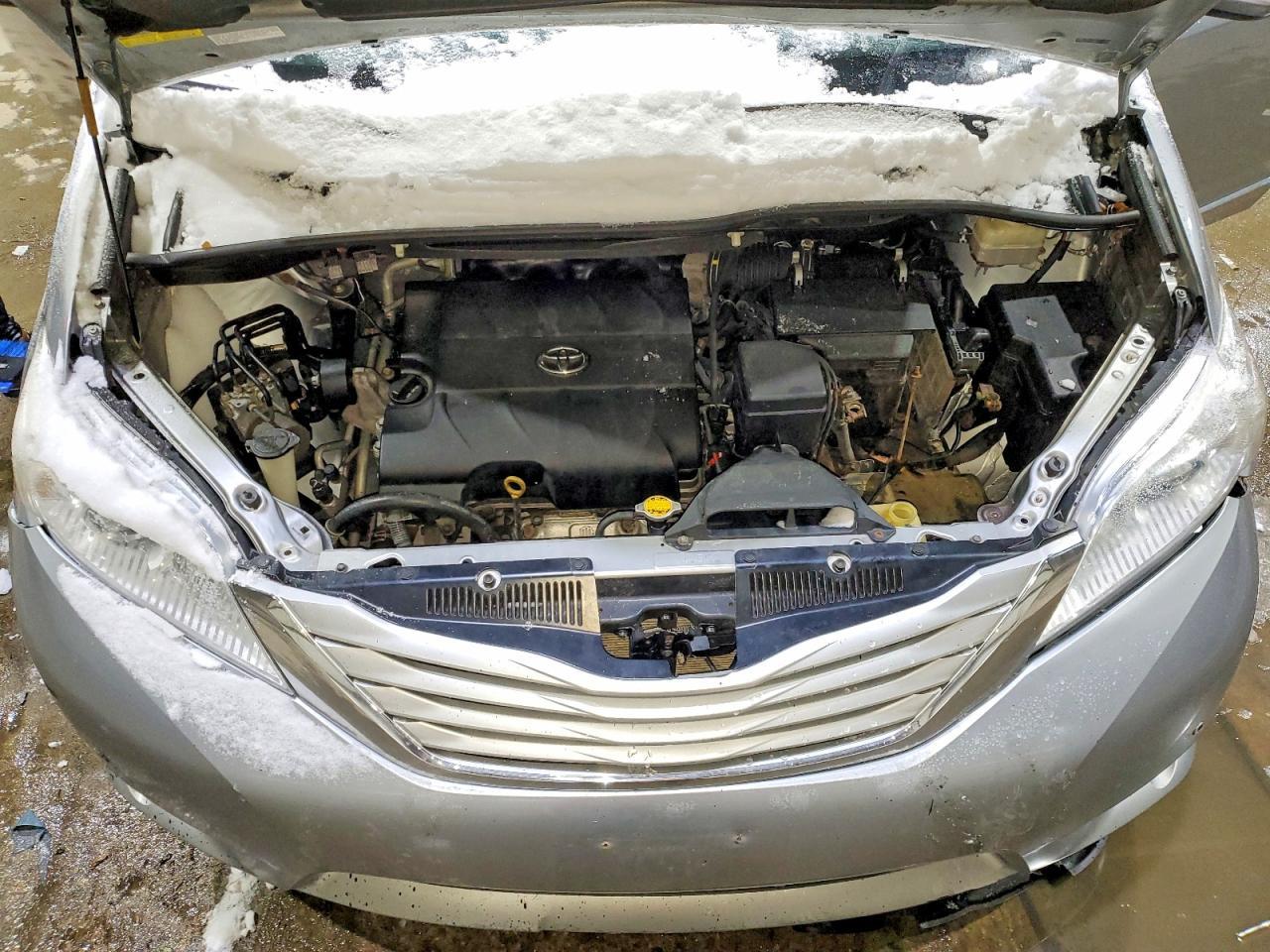 2014 Toyota Sienna xle