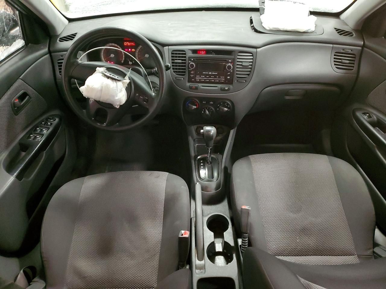 2010 KIA Rio lx