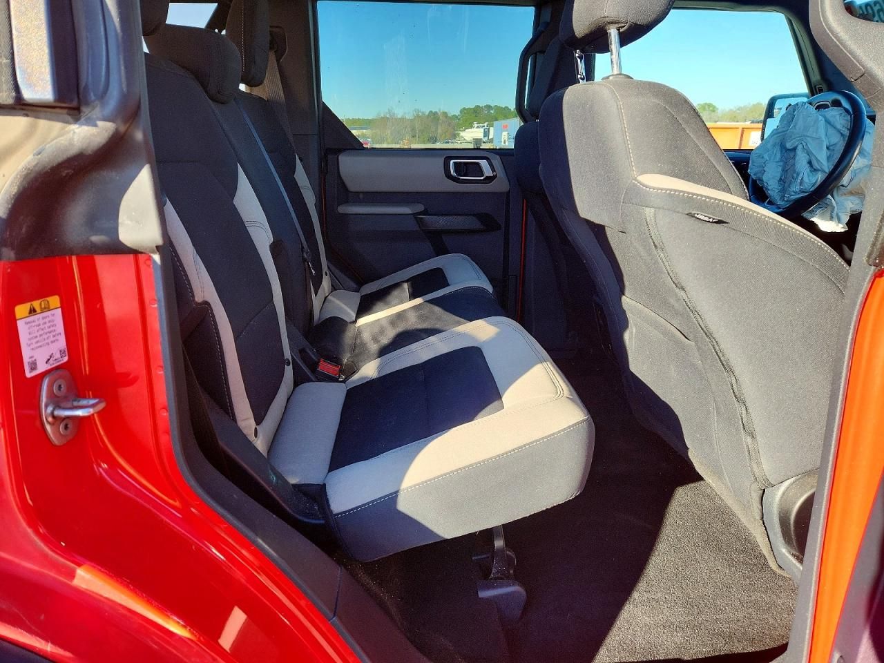 2021 Ford Bronco Base