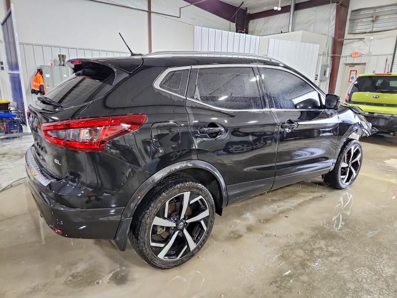 2020 Nissan Rogue Sport s