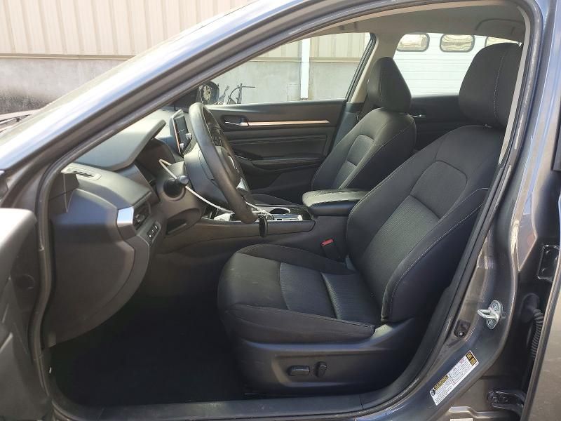 2021 Nissan Altima sv