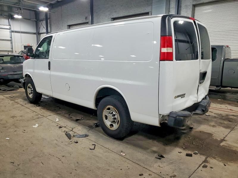 2014 Chevrolet Express 2500 Utility / Service van