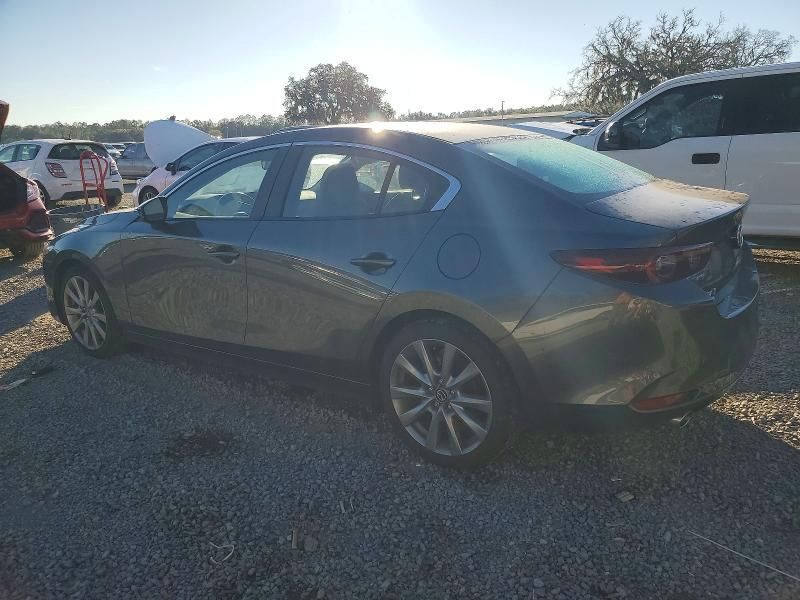 2022 Mazda 3 Preferred
