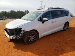 Chrysler Vehiculos salvage en venta: 2020 Chrysler Voyager lxi