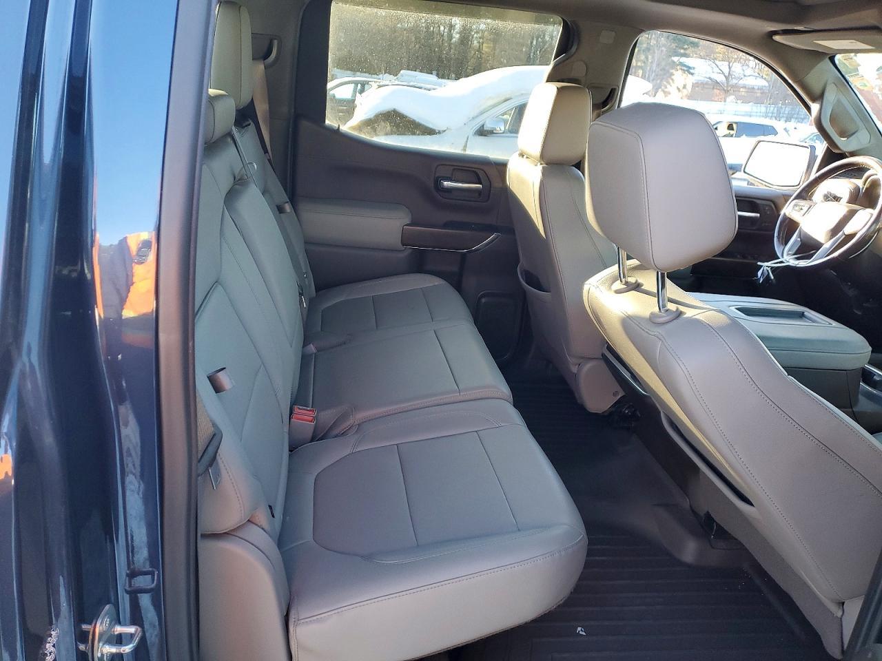 2019 GMC Sierra K1500 slt