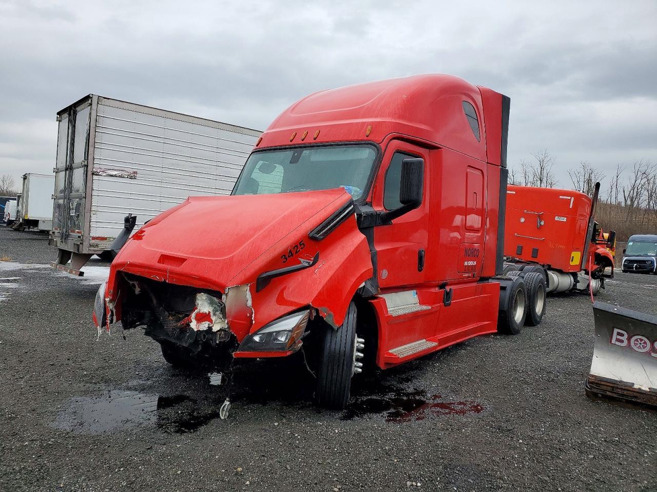 2019 Freigliner 2019 Freightliner Cascadia 126 Semi Truck
